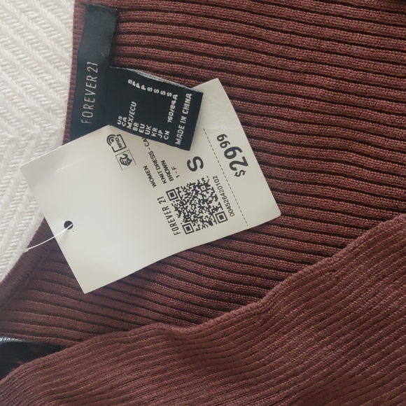 Forever 21 ribbed knit long sleeved dress - Picture 4 of 4